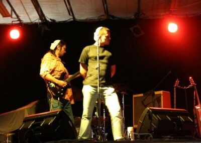 Galateo Animale is an experimental band, deconstructed arts and music makers