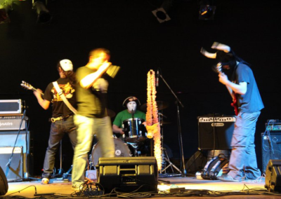 Galateo Animale is an experimental band, deconstructed arts and music makers