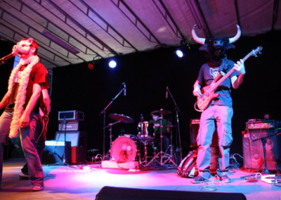 Galateo Animale is an experimental band, deconstructed arts and music makers
