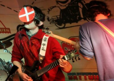 Galateo Animale is an experimental band, deconstructed arts and music makers